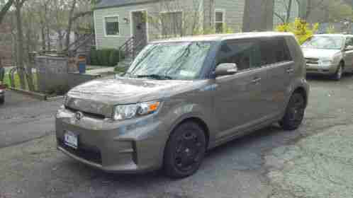 Scion xB (2012)