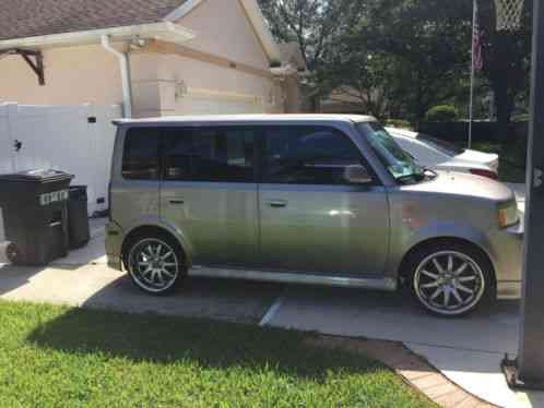 Scion xB (2005)