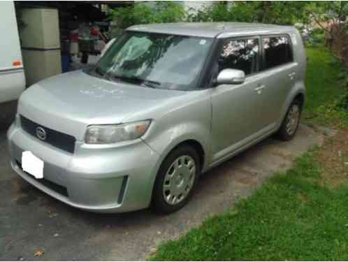 Scion xB (2010)