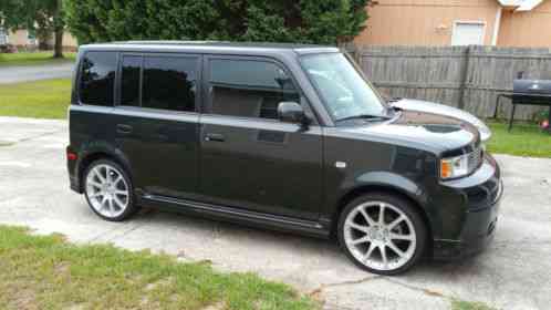 Scion xB (2006)