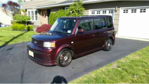 Scion xB (2005)