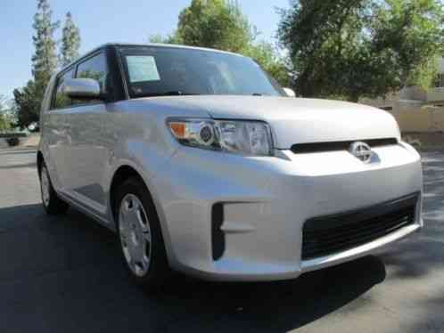 Scion xB (2012)