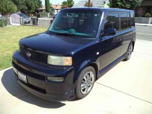 Scion xB (2005)