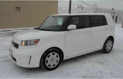 Scion xB CLEAN! NO RESERVE AUCTION! (2009)