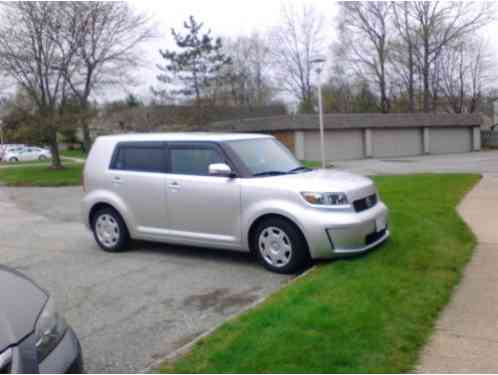 Scion xB FWD (2011)