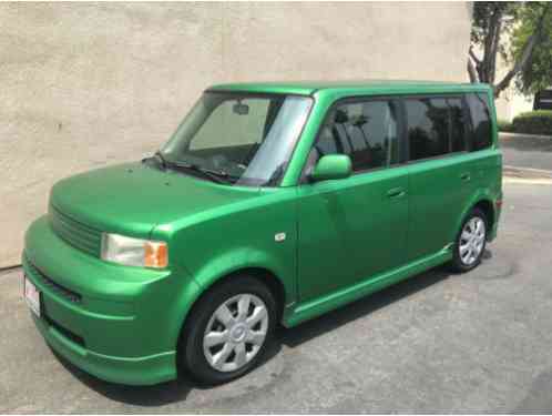 Scion xB (2006)