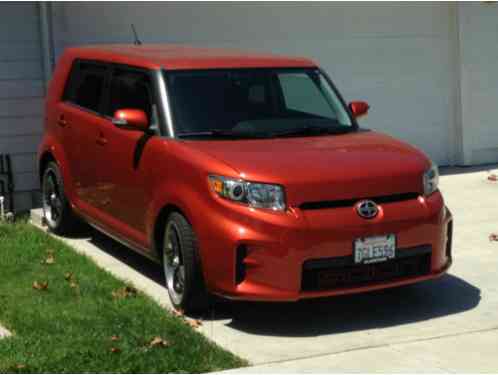 Scion xB RS 9. 0 (2012)