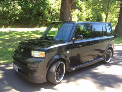 Scion xB (2006)