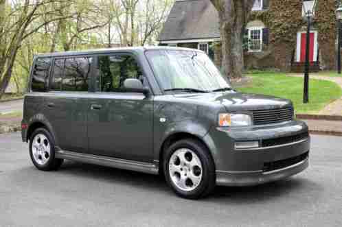 Scion xB (2005)