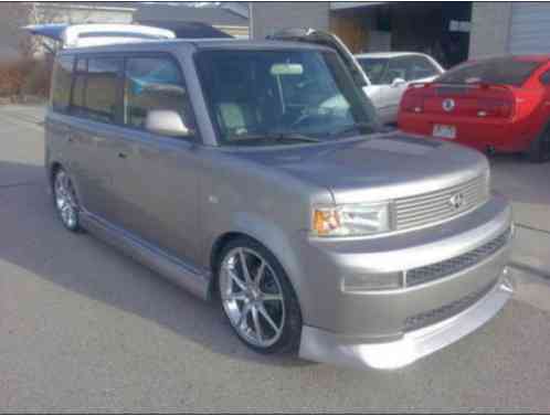 Scion xB (2004)