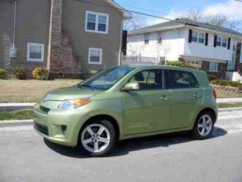 2009 Scion xD Release Series 2. 0