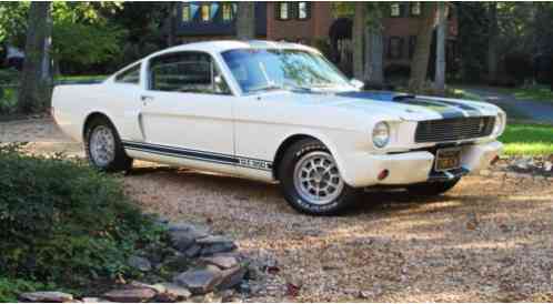 Shelby GT 350 (1966)