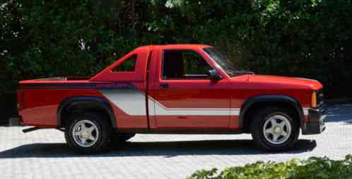 Shelby Shelby Dakota Pick Up Truck (1989)