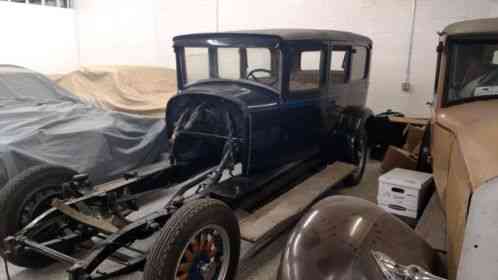 Studebaker 7 Passenger Limo (1928)