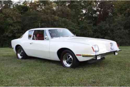 1970 Studebaker Avanti II