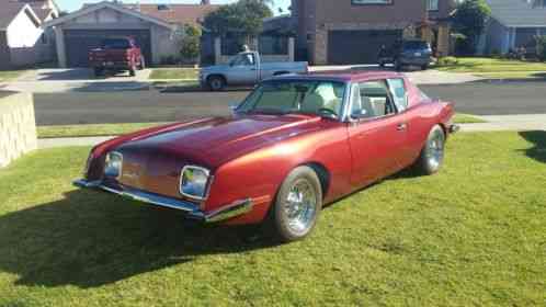 Studebaker Avanti II (1974)