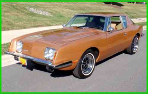 1972 Studebaker Avanti II