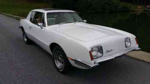 Studebaker Avanti II