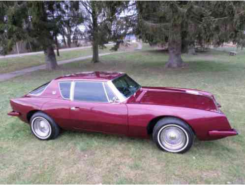 Studebaker Avanti (1963)