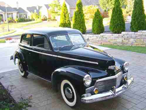 1942 Studebaker Champion Deluxe 2 dr Sedan