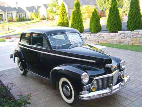 1942 Studebaker Champion Deluxe 2 dr Sedan