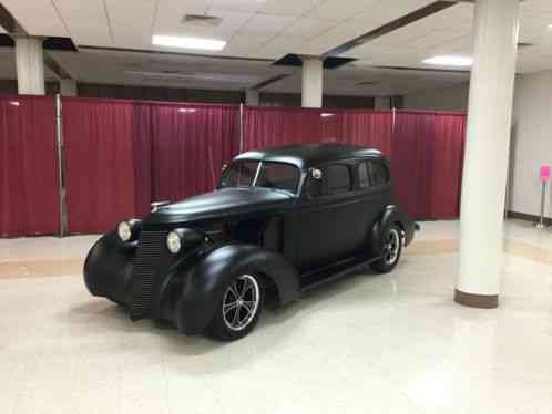 1937 Studebaker dictator