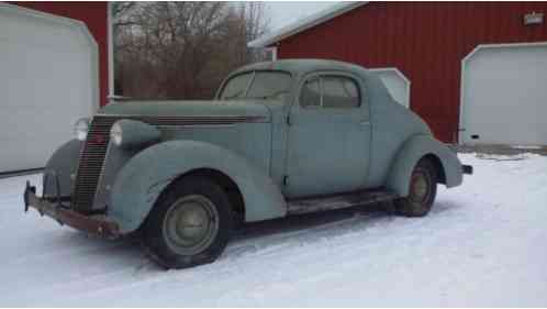 1937 Studebaker Dictator