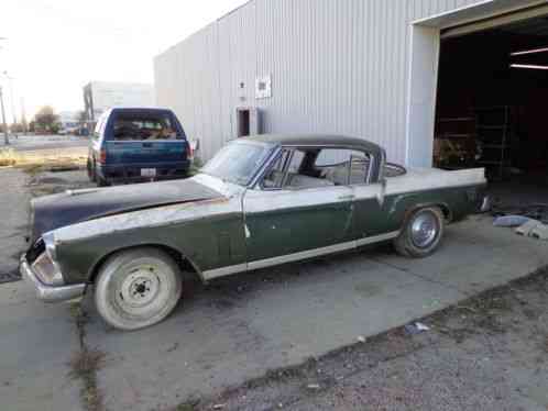 Studebaker GOLDEN HAWK GOLDEN (1956)