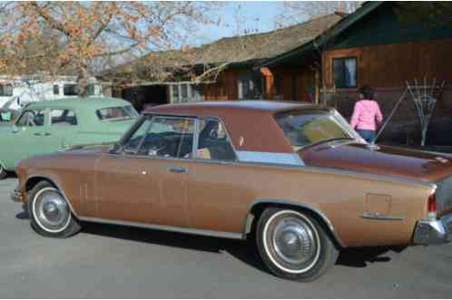 1962 Studebaker GT Hawk