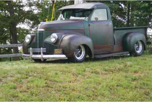 Studebaker m5 coupe express (1947)