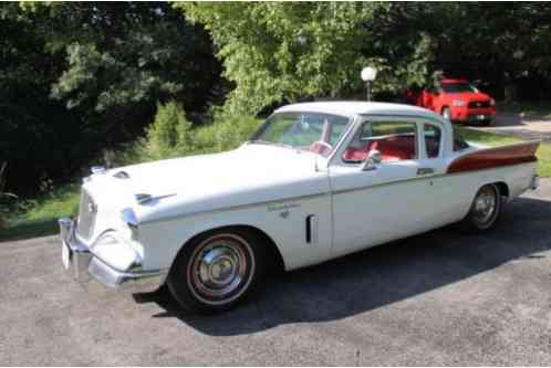 1957 Studebaker Silver Hawk