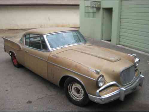 Studebaker Supercharged Golden Hawk (1957)