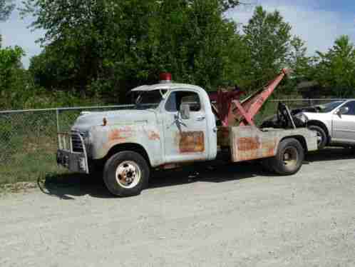 1949 Studebaker Truck / Wrecker Wrecker