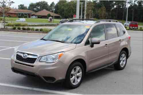 Subaru Forester 2. 5i Premium (2014)