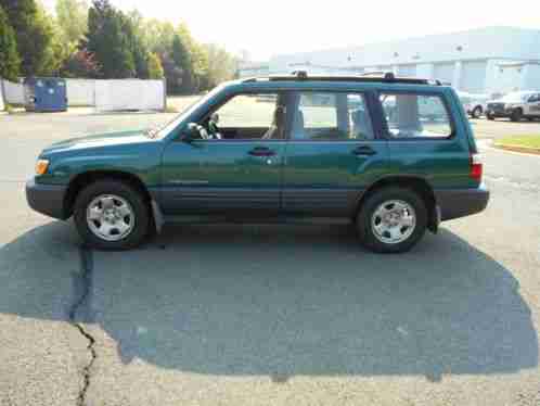 2001 Subaru Forester L- show original title