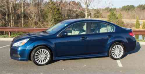 Subaru Legacy 2. 5 GT Premium (2010)