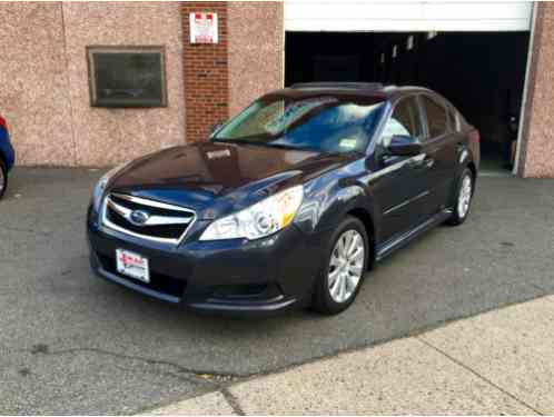 Subaru Legacy 3. 6R Limited Sedan (2011)