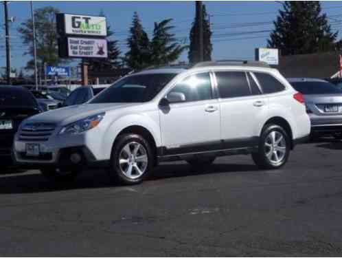 Subaru Outback 2. 5i (2013)