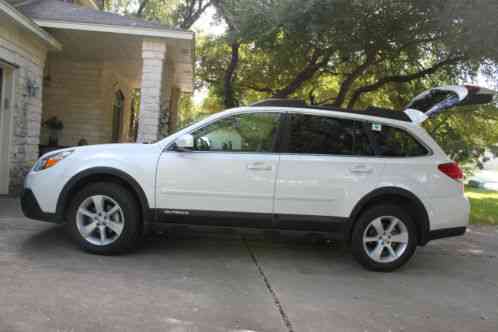 Subaru Outback Premium 2. 5i Wagon (2014)