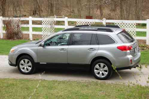 Subaru Outback Premium (2011)