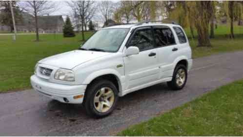 2000 Suzuki Grand Vitara