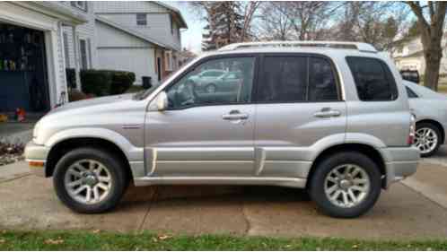 Suzuki Grand Vitara LX (2004)