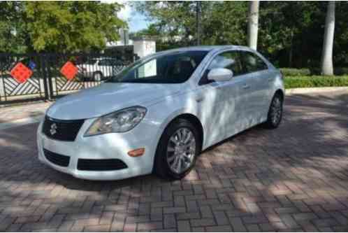 2010 Suzuki Kizashi SE