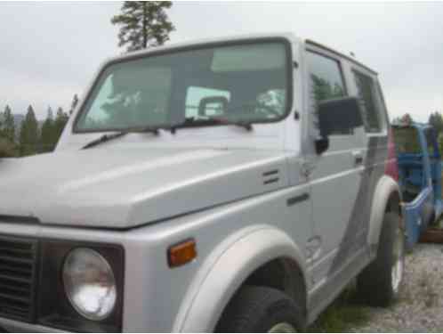 Suzuki Samurai tin top (1988)