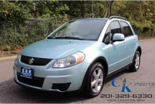 Suzuki SX4 5 speed Technology Pkg (2009)