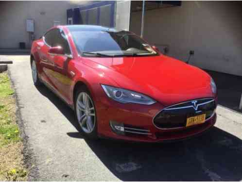 2013 Tesla Model S