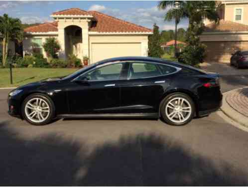 2013 Tesla Model S