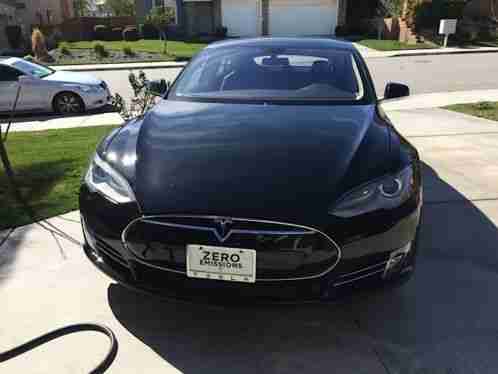 Tesla Model S (2013)