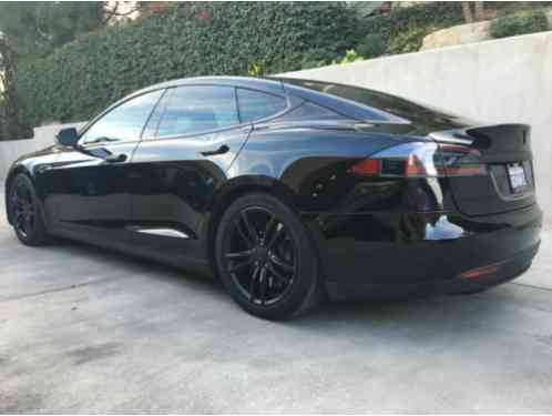 Tesla Model S (2013)