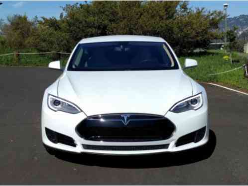 Tesla Model S 60 (2013)